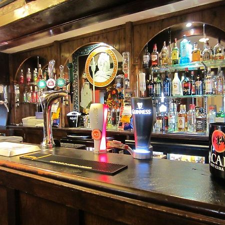 The Grail Court Hotel Burton-upon-Trent Esterno foto