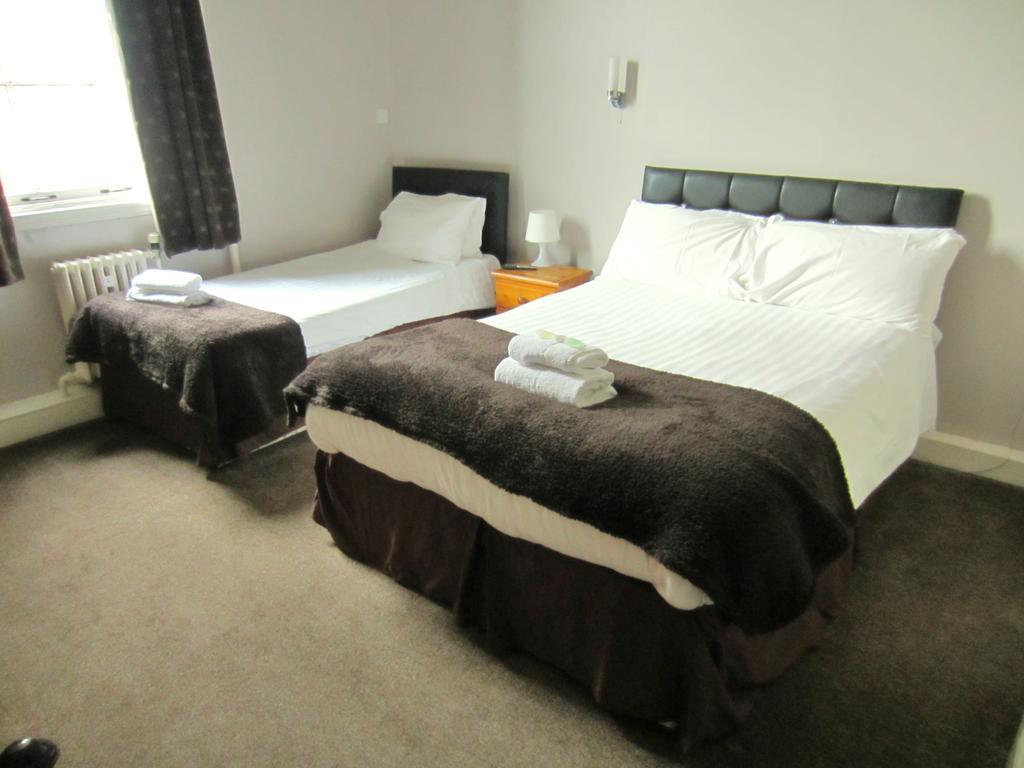 The Grail Court Hotel Burton-upon-Trent Camera foto