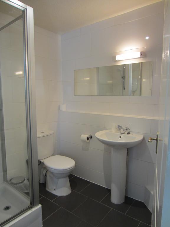 The Grail Court Hotel Burton-upon-Trent Camera foto
